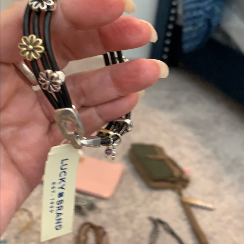 Bracelet